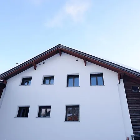 Traditional 3 Bedroom Davos